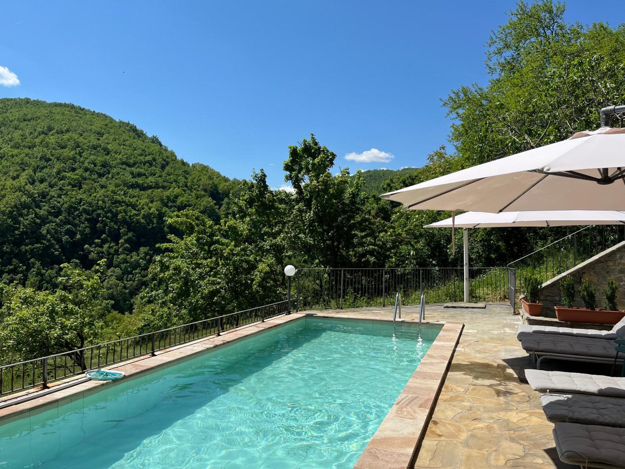 Casa Vigneto - Villa With Pool Toano エクステリア 写真